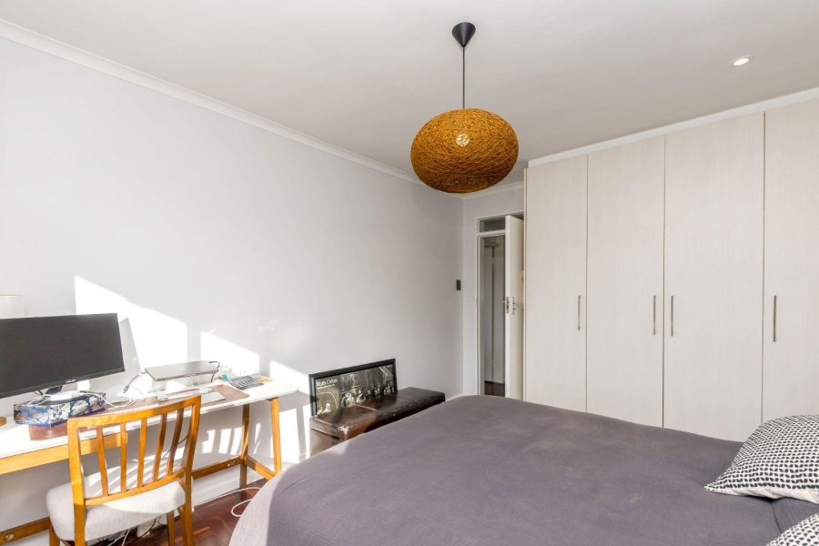 2 Bedroom Property for Sale in Gardens Western Cape